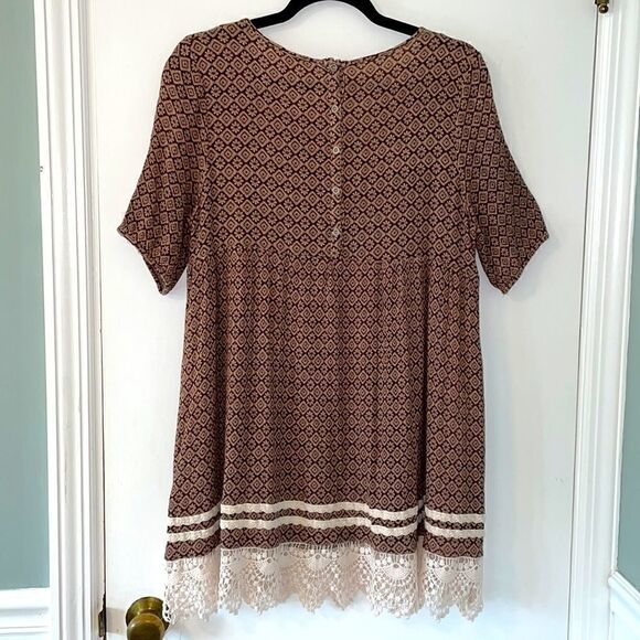 easel lace trimmed simple print dress with elbow sleeves size medium - Picture 3 of 11